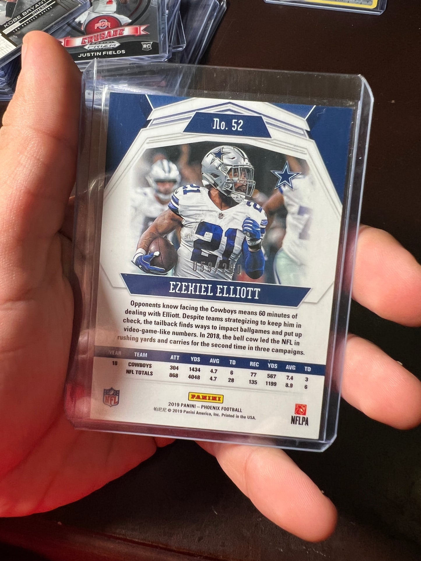 2019 Panini Phoenix Ezekiel Elliot Red /299