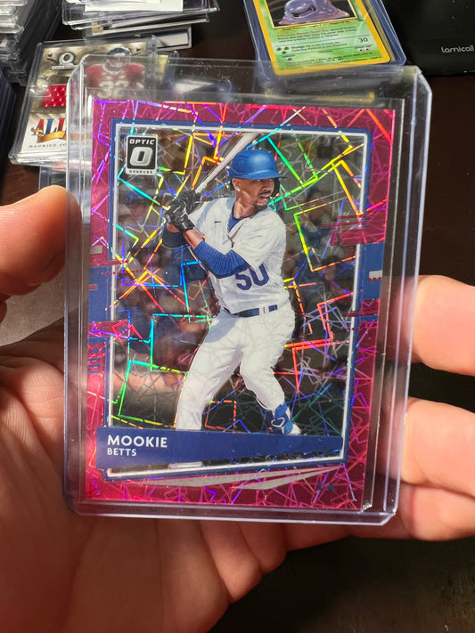 2019 Optic Mookie Betts Pink Lazer /199