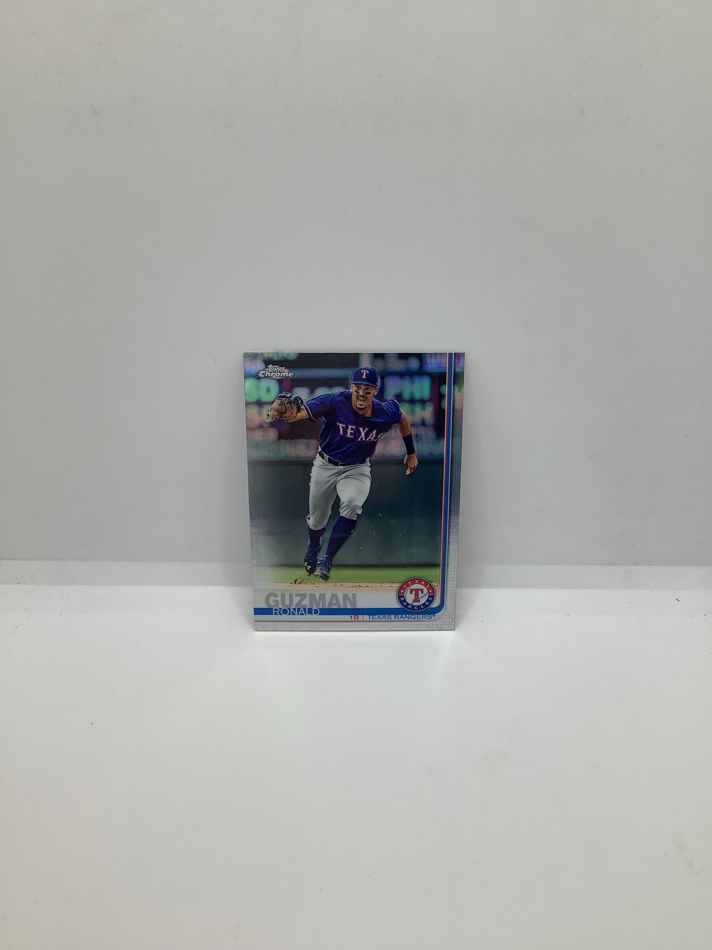 2019 Topps Chrome Refractor Ronald Guzman