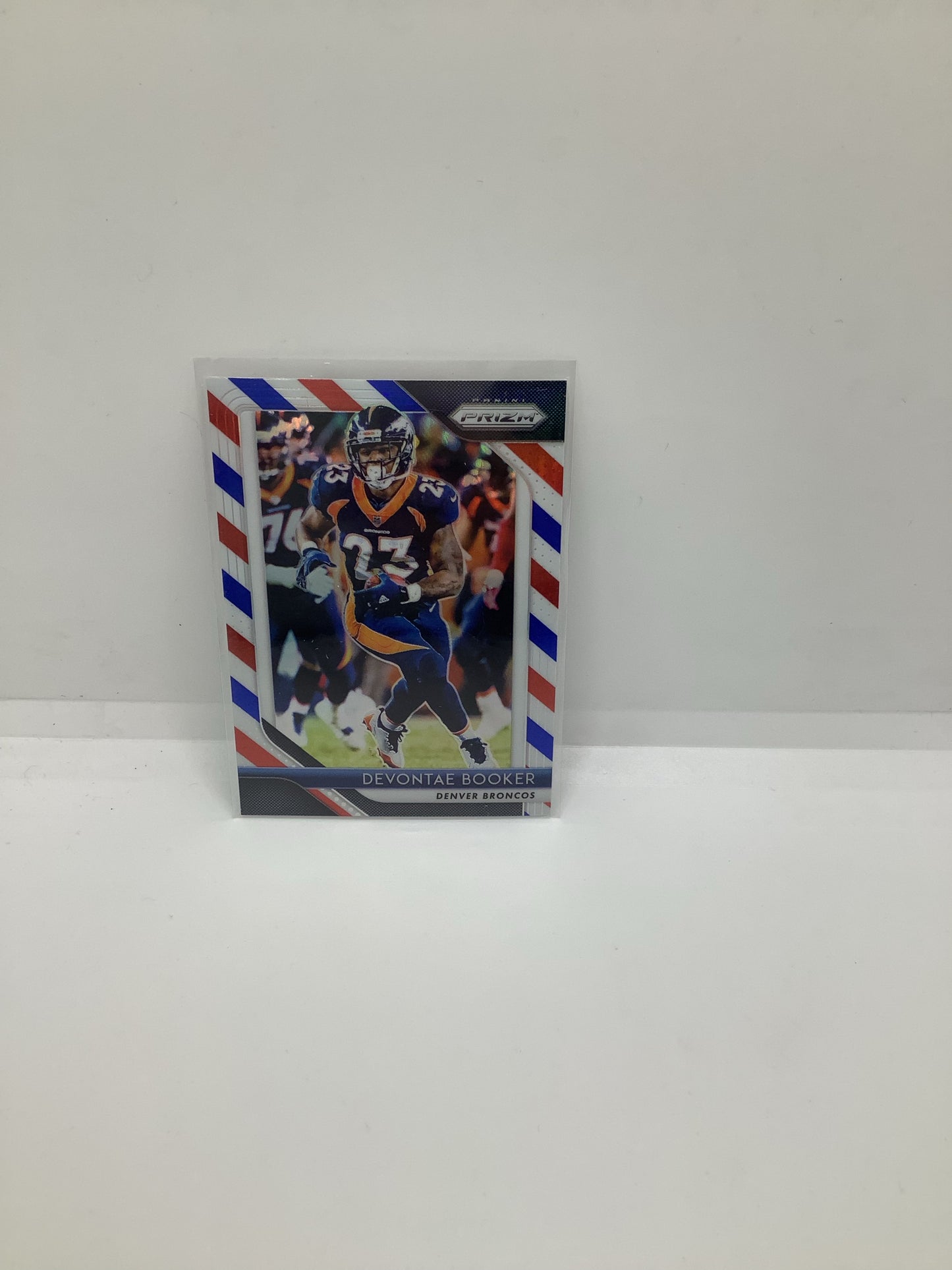2018 Prizm Devontae Booker RWB Holo